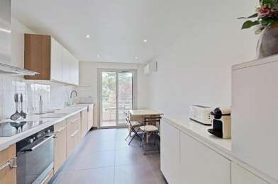 Appartement 3 pièces 1290 €