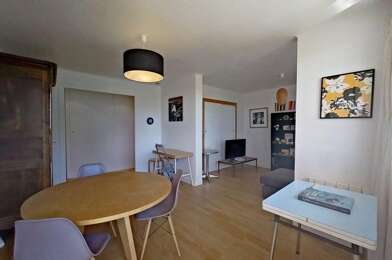 Appartement 3 pièces 1190 €