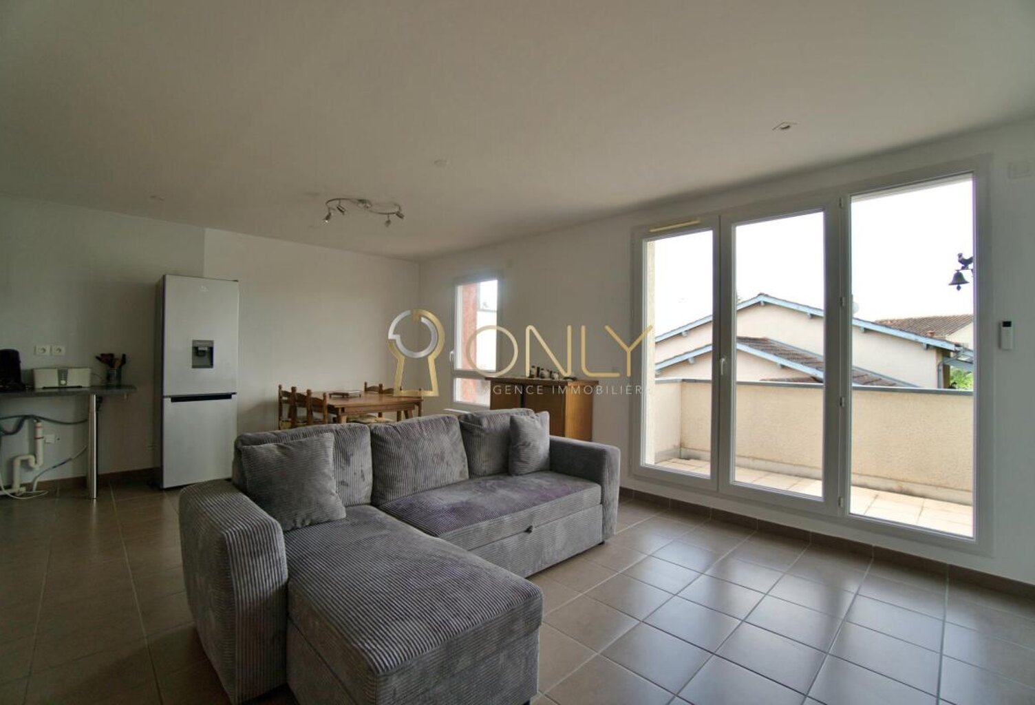 Quincieux - Appartement - T2 — photo 1