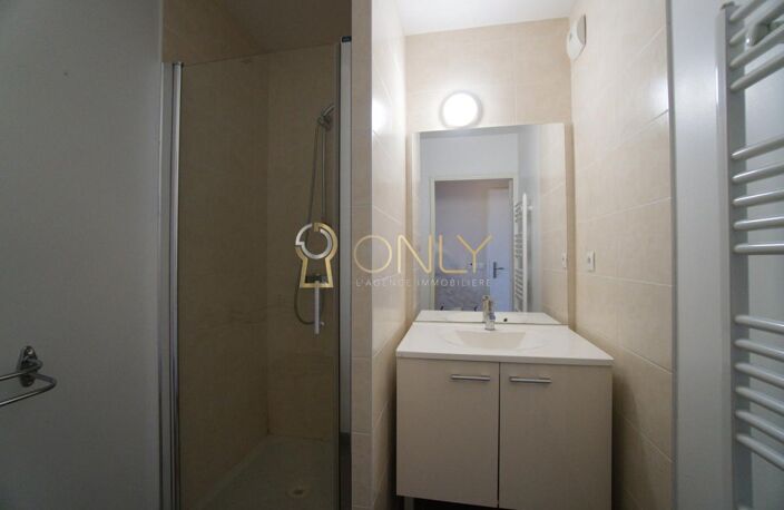 Quincieux - Appartement - T2 — photo 5