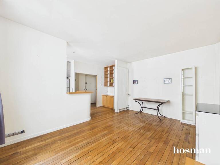 Appartement 3 pièces de 68,10m² Paris 15ᵉ – Square Desaix – Calme absolu sur cour avec ascenseur et cave — photo 1
