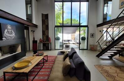 Maison d'architecte à vendre - 6 pièces - 193,53 m² habitables - 208,38 m² au sol - 4 suites (5 chambres possibles) - Terrasse - Le Bois plage en Ré — photo du bien