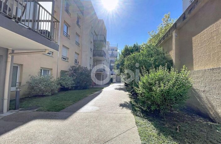 A vendre T3 en intérieur de copropriété avec garage — photo 2