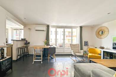 Appartement 3 pièces 242000 €