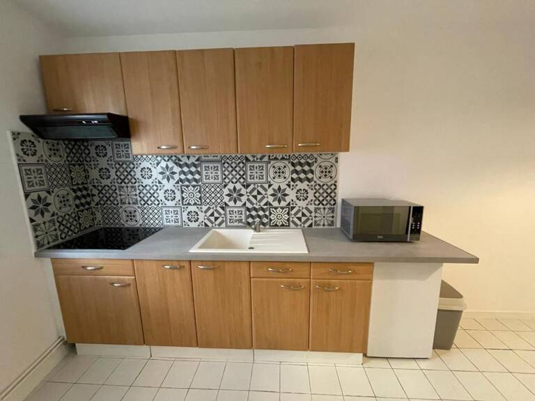 Appartement À Louer — photo 1