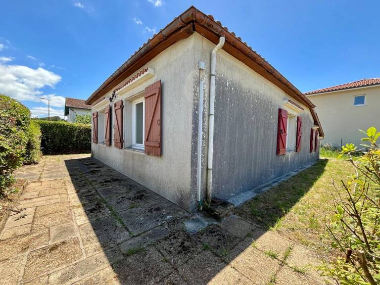 Maison À Vendre — photo 1