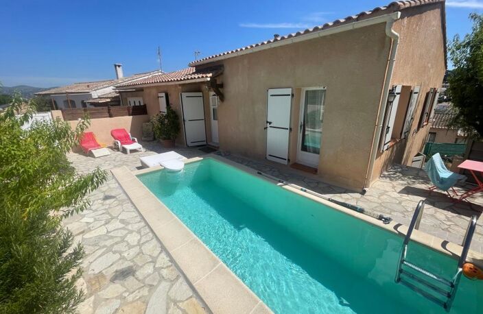 A VENDRE LA SEYNE SUR MER 83500 LIMITE SIX-FOURS VILLA 5 PIECES JARDIN PISCINE — photo 2