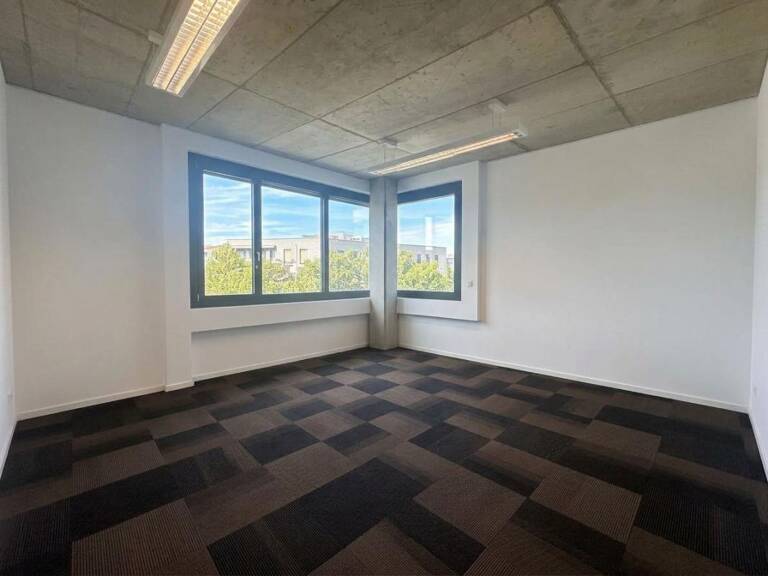 Bureau récent à louer-YUTZ-Espace Cormontaigne — photo 1