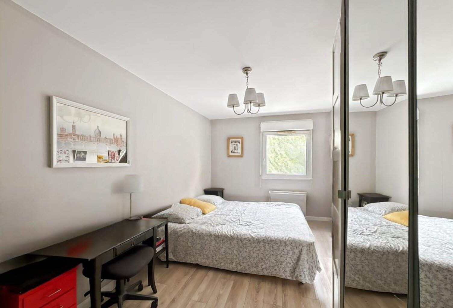EXCLUSIVITÉ - CROIX DAURADE - Appartement T4 avec 2 places de parking — photo 1