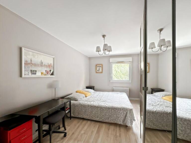 EXCLUSIVITÉ - CROIX DAURADE - Appartement T4 avec 2 places de parking — photo 1