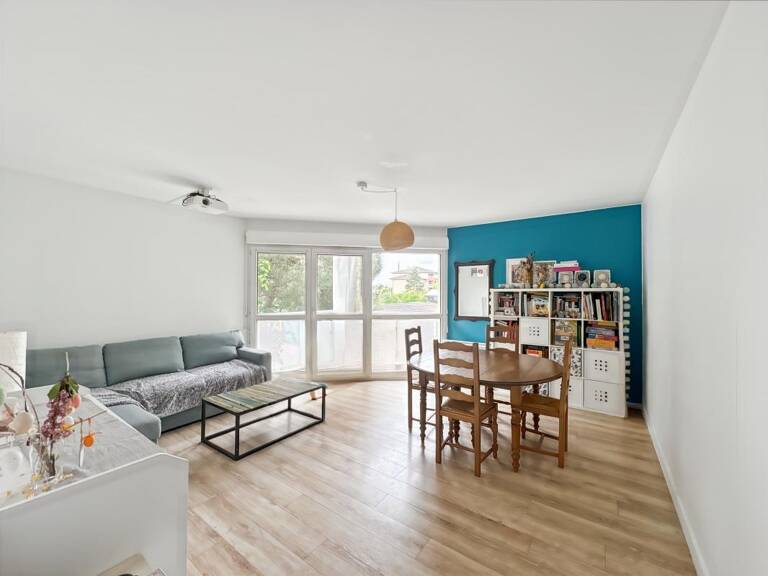 EXCLUSIVITÉ - CROIX DAURADE - Appartement T4 avec 2 places de parking — photo 1