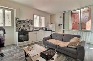 Appartement 2 pièces 542 €