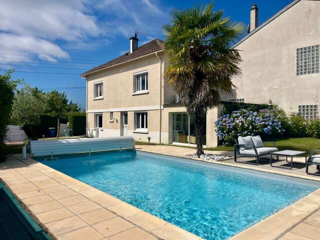Maison 4 chambres avec piscine — photo du bien