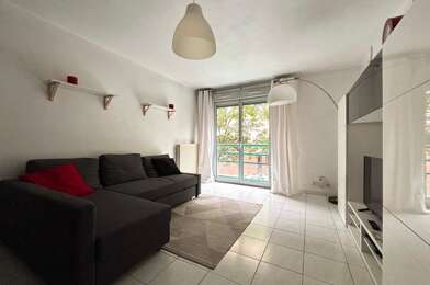 Appartement 2 pièces 915 €