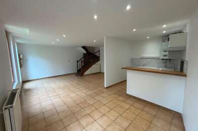 Maison 3 pièces 899 €