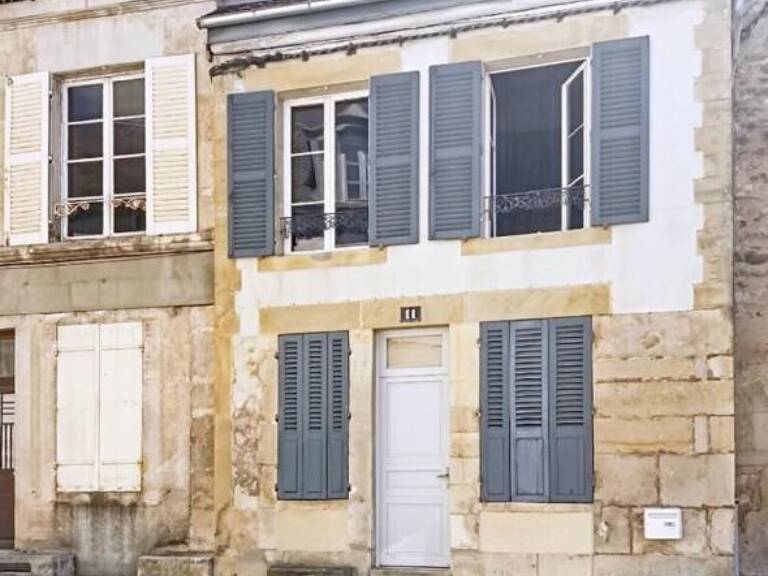 Avallon centre : Maison de ville — photo 1