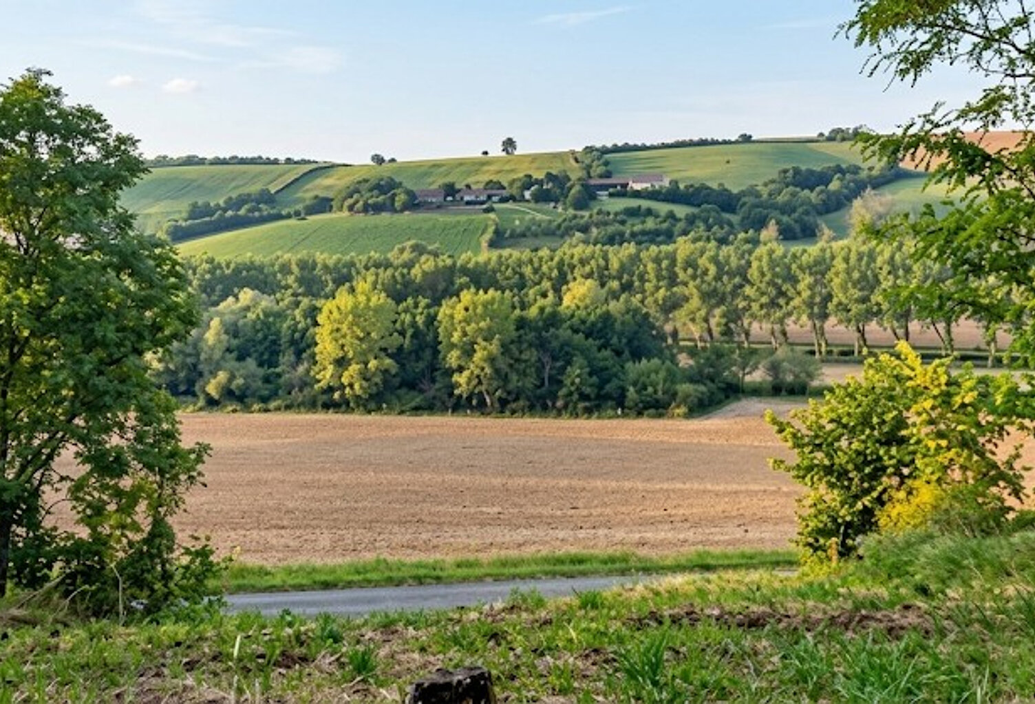UNE VUE A COUPER LE SOUFFLE !  CAIGNAC TERRAIN 688 m2 — photo 1