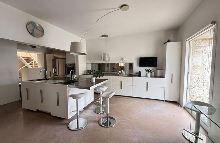 LOFT  225m² ANGOULÊME PLATEAU — photo 2