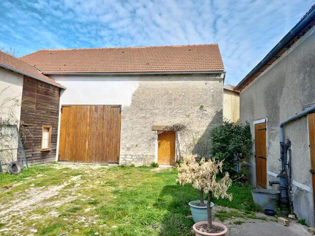 FERMETTE 70 m² avec une TRES BELLE GRANGE refaite a neuf — photo du bien