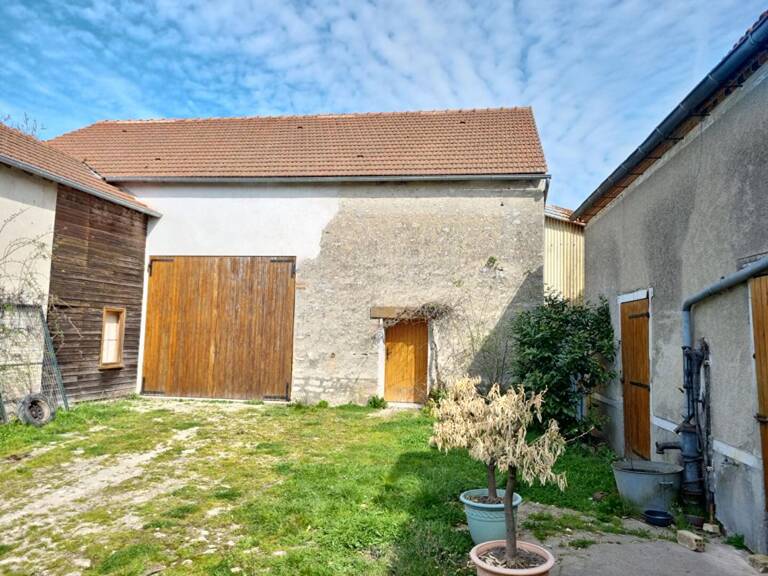 FERMETTE 70 m² avec une TRES BELLE GRANGE refaite a neuf — photo 1