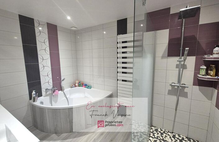 A VENDRE en Exclusivité aux Epesses, maison de 193 m2 avec 4 chambres sur une parcelle de 753 m2 env — photo 3