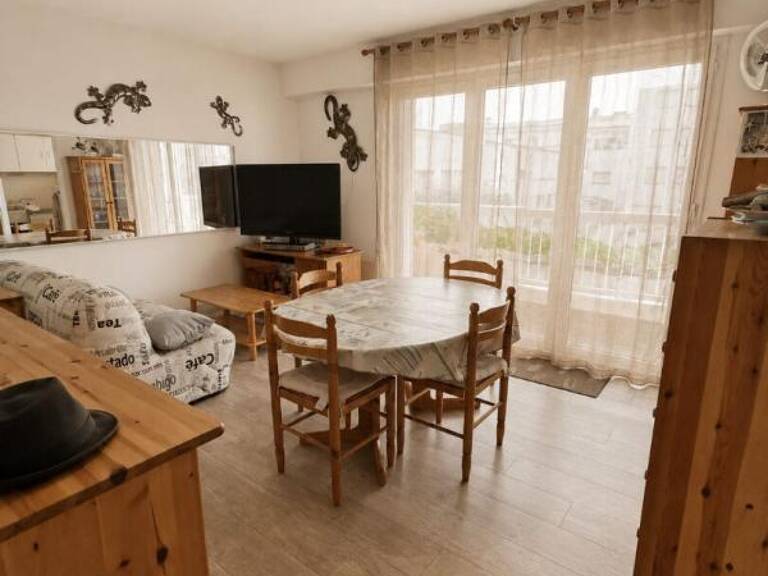 Appartement Saint Jean De Monts 1 pièce(s) 30.52 m2 - 112500  TTC — photo 1