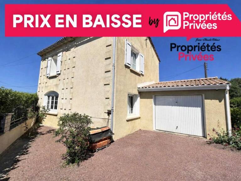 Tout proche de  Saint-André de Cubzac à Marsas - Maison Contemporaine R+1 de 135.60 m2 habitables sur un terrain clos d'environ  946 m2 - Dépendances — photo 1