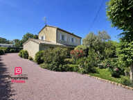 Tout proche de  Saint-André de Cubzac à Marsas - Maison Contemporaine R+1 de 135.60 m2 habitables sur un terrain clos d'environ  946 m2 - Dépendances — photo 2