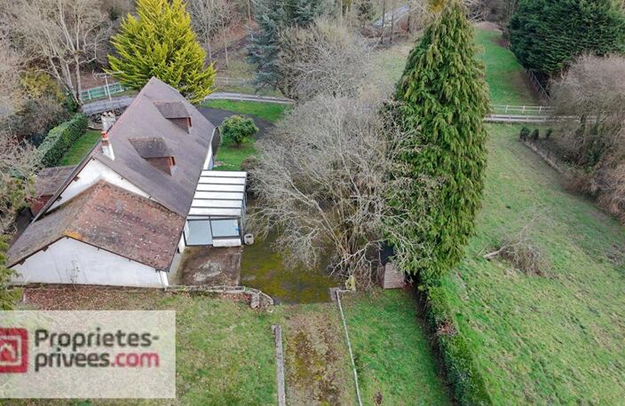 Grande maison familiale aux portes de Lisieux, dans un environnement boisé — photo 3