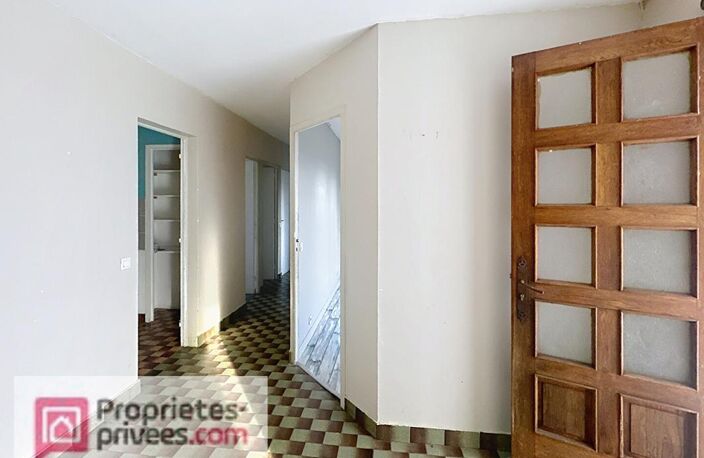 Grande maison familiale aux portes de Lisieux, dans un environnement boisé — photo 5