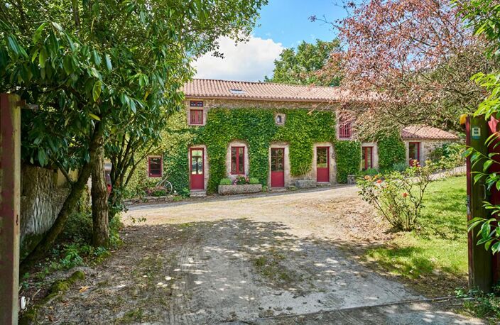 Maison de maître La Gaubretiere 8 pièces 208 m2 — photo 4