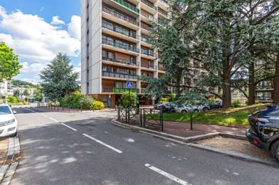 Appartement  182250 €