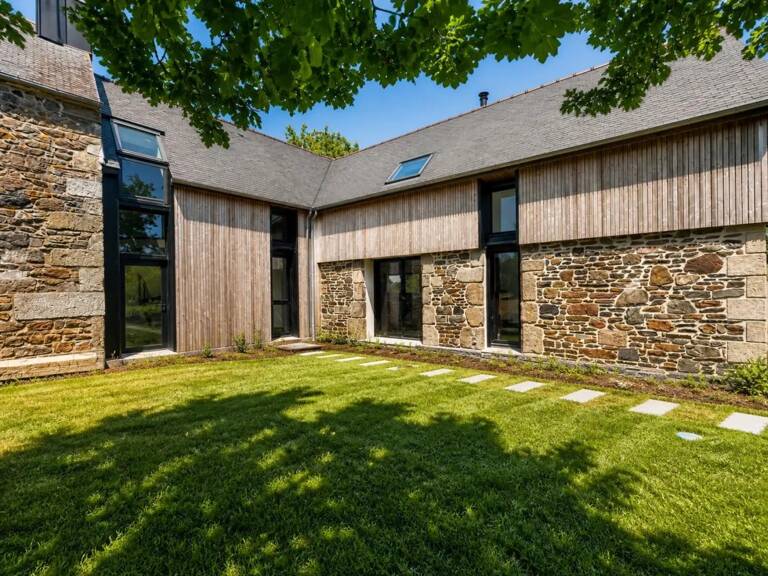 Maison de 7 pièces de 184 m² à Gurunhuel — photo 1