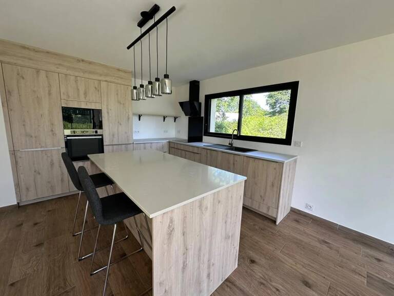 Maison de 7 pièces de 184 m² à Gurunhuel — photo 1