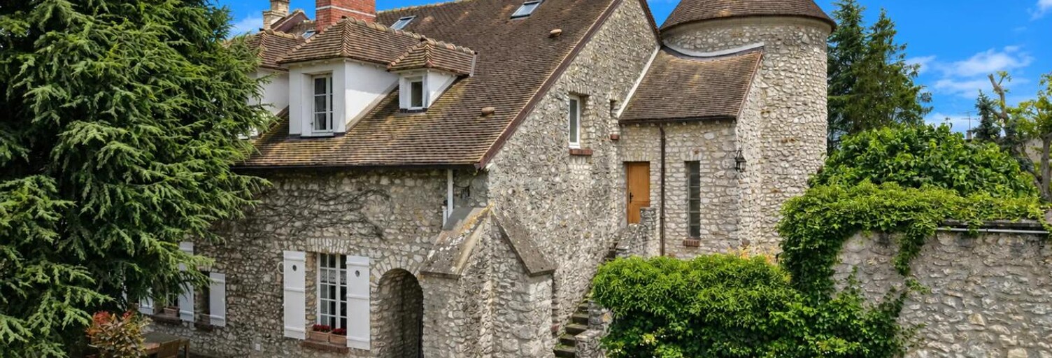 Maison 8 Pièces 235 m² à vendre à Dammartin-en-Serve (78111)
