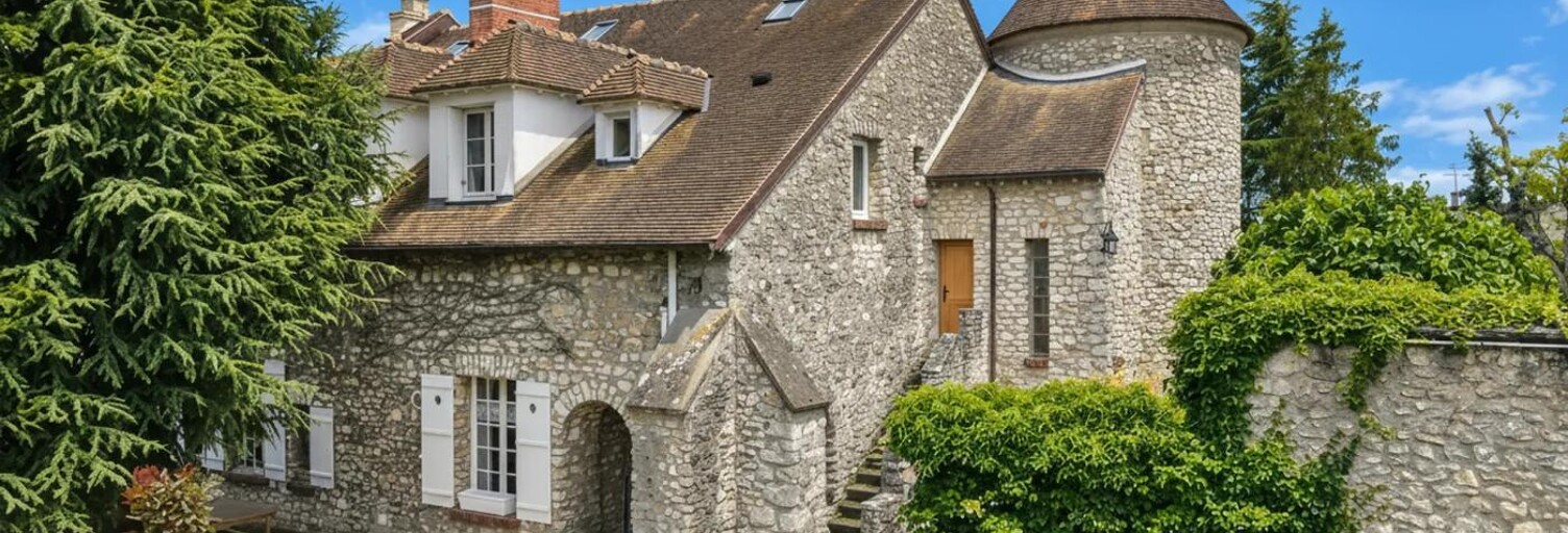 Maison 8 Pièces 235 m² à vendre à Dammartin-en-Serve (78111)