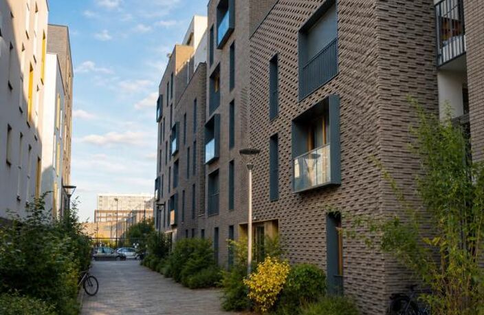 Dernier étage avec terrasse, parking et 3 chambres – T4 familial — photo 3