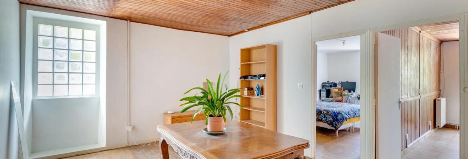 Maison 5 Pièces 112 m² à vendre à Saint-Juire-Champgillon (85210)