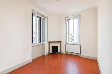 Appartement 10 pièces 282150 €