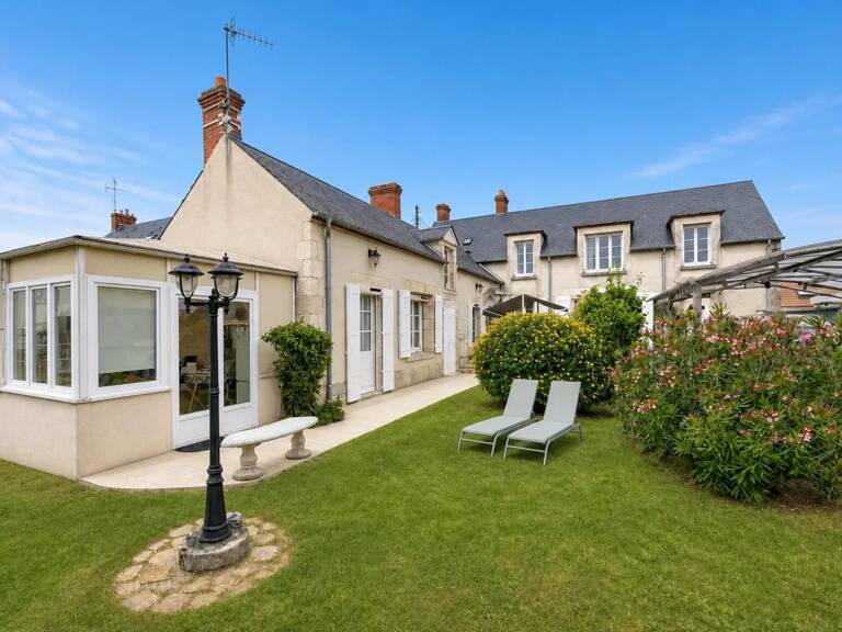 Maison de caractère de 7 pièces de 186 m² à Chécy — photo 1