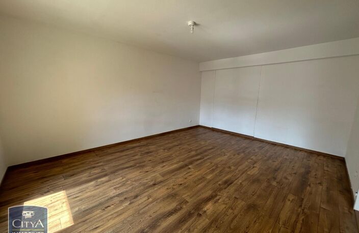 Location appartement 3 pièces 66 m² à Chambéry (73000) — photo 2