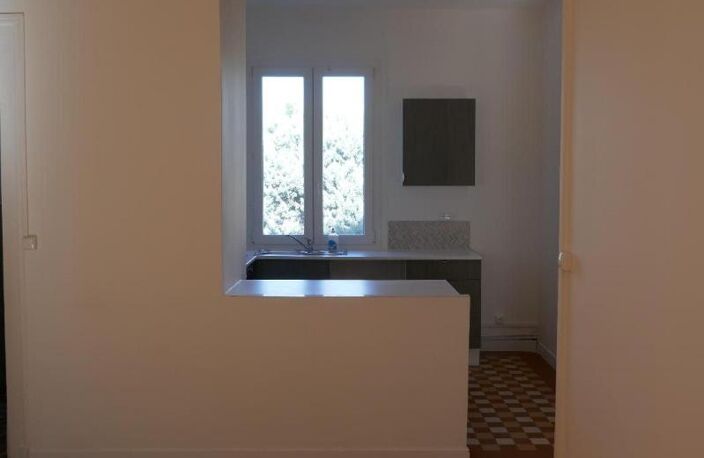 Location appartement 3 pièces 51 m² à Saint-Étienne (42000) — photo 5