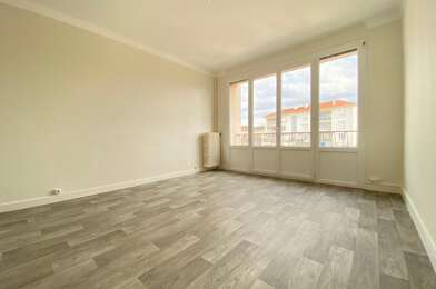 Appartement 3 pièces 680 €
