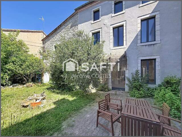 Propriété 7 pièces de 244 m2 — photo du bien