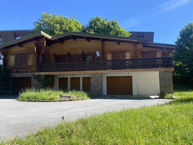 CHALET divisé en 5 appartements à BOLQUERE PYRENEES 2000 — photo du bien
