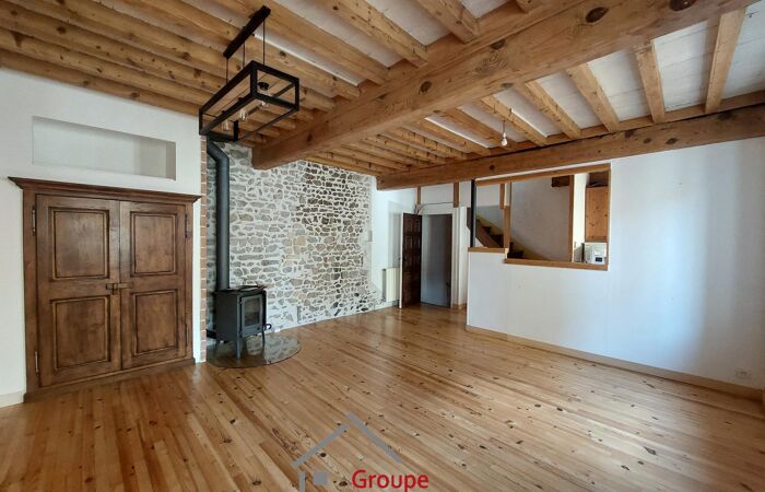 Maison 5 pièces 140 m² · à Vaugneray · 140 m² · 250 000 €