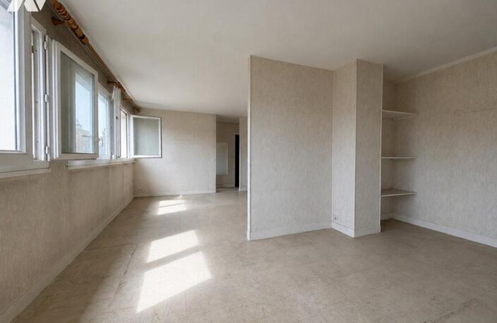 Vente appartement 3 pièces 54 m² Le Pré-Saint-Gervais (93310) — photo 2