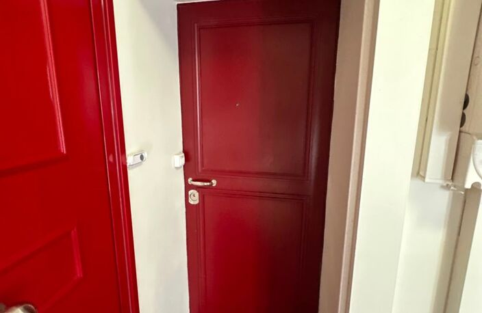 Vente appartement 1 pièce 27 m² Paris 11 (75011) — photo 2