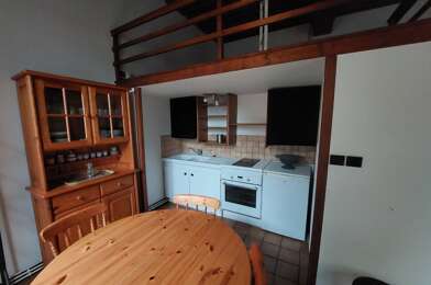 Appartement  451 €