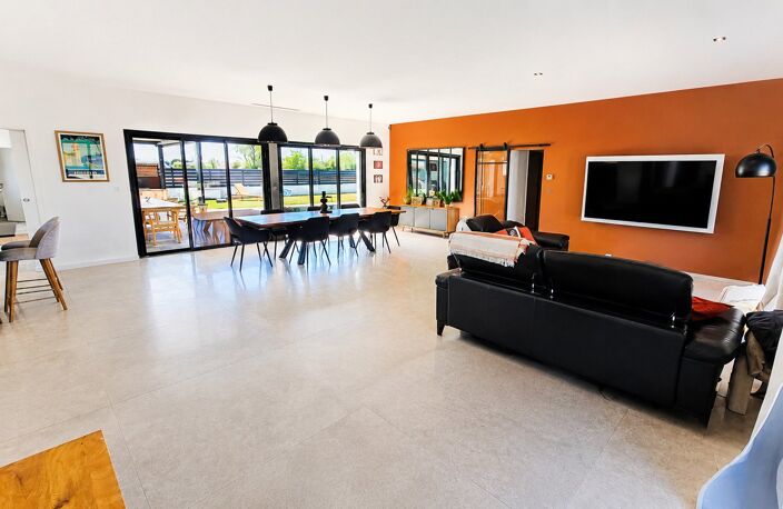 VILLA PRESTATIONS — photo 4